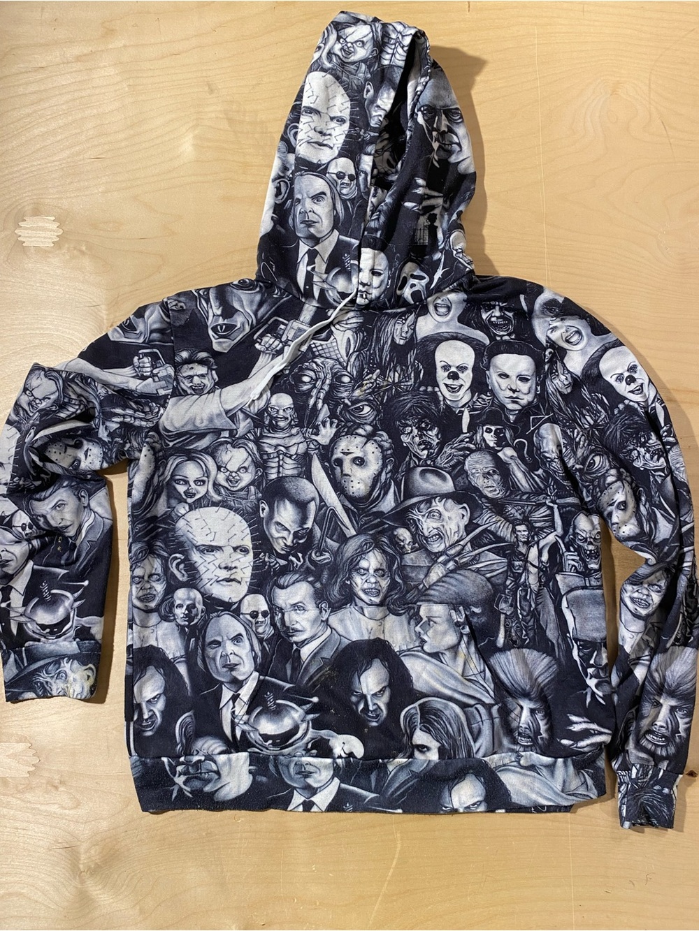 HEQU Men's Black & Gray Graphic Horror Character Hoodie Sweatshirt XL (SQ)